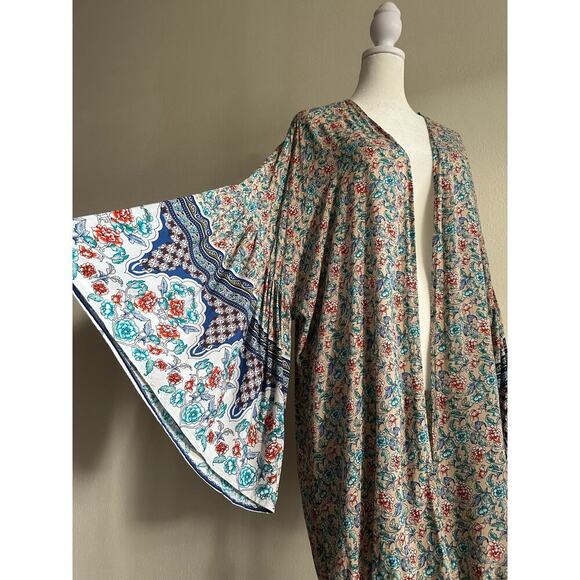 GIGIO Plus Boho Floral Gypsy Kimono Floral Print Wide Bell Sleeves 100% Rayon - Picture 6 of 8